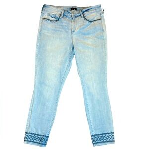 NYDJ Ami Skinny Ankle jeans embroidered light wash stretch 12 whimsy